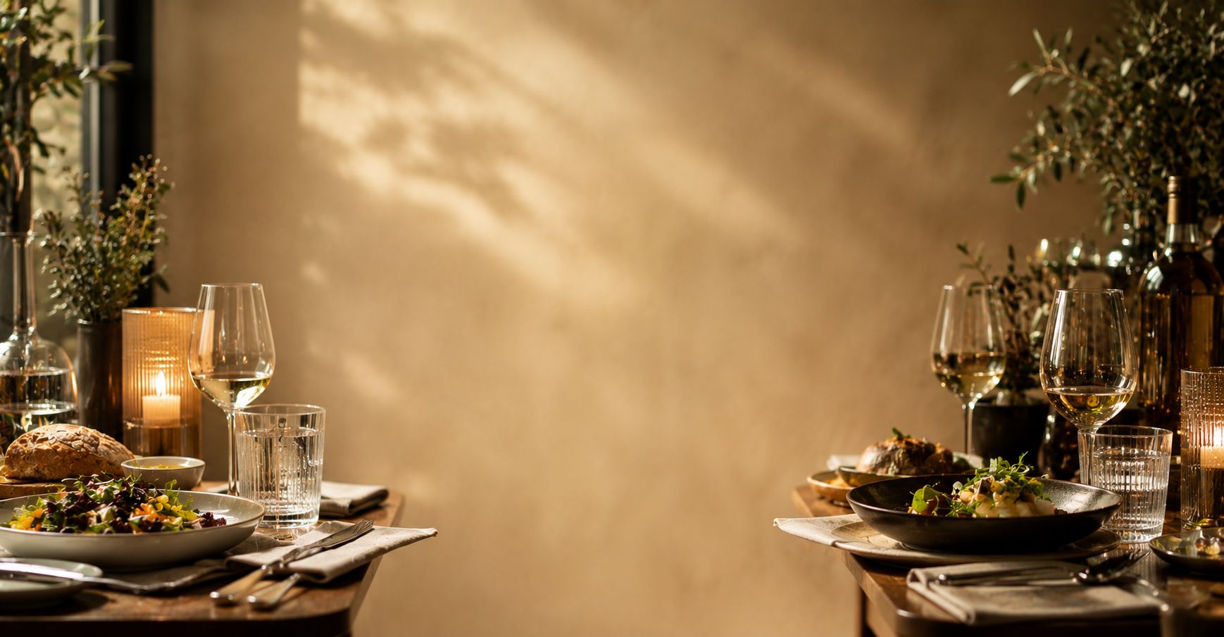 Restaurant dining setting